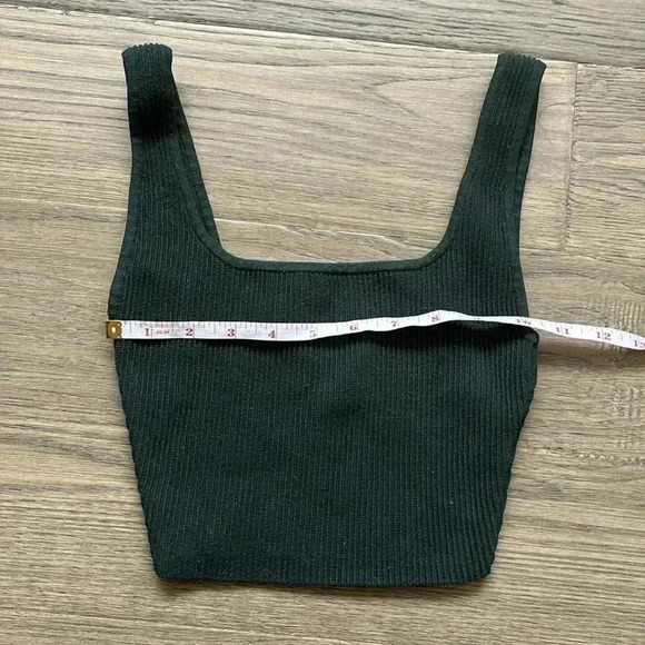 🔥Babaton🔥 | Aritzia forest green Arjun knits fitted ribbed tank top - Picture 7 of 11